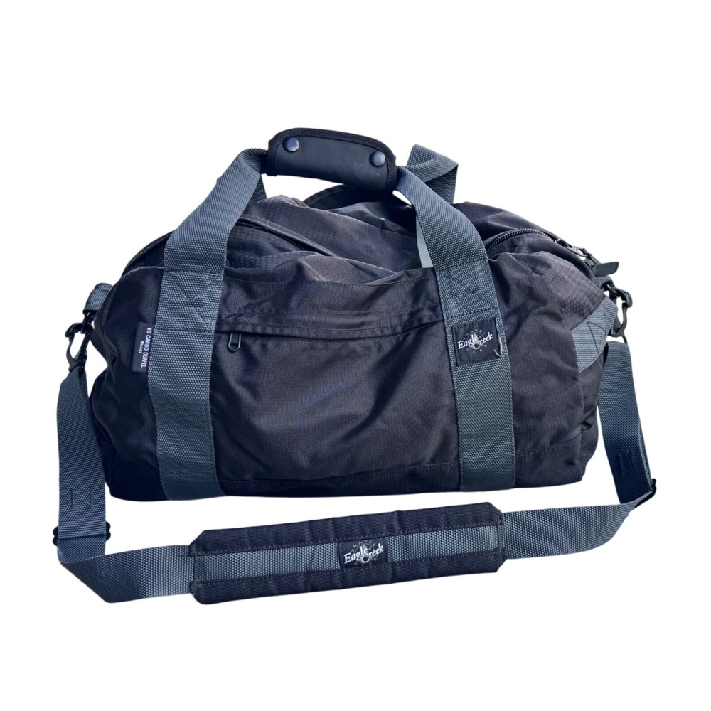 Eagle Creek ES Cargo Duffel Small Black Ripstop Nylon Travel Gym Bag Weekend